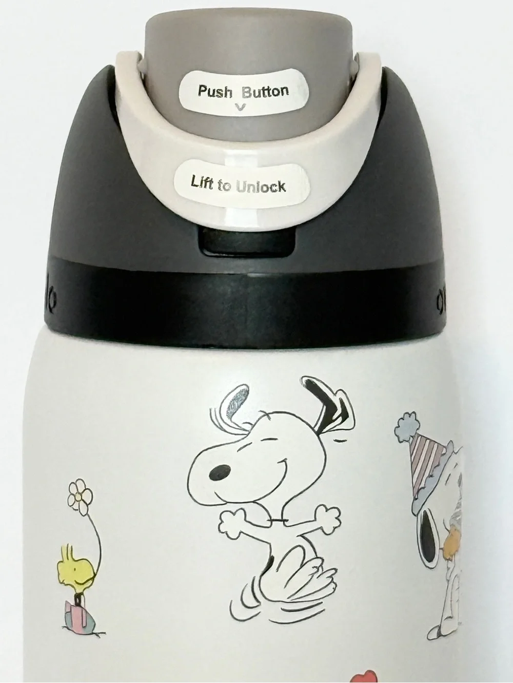 Owala Snoopy Insulated 32oz Water Bottle “Multiple Colors”